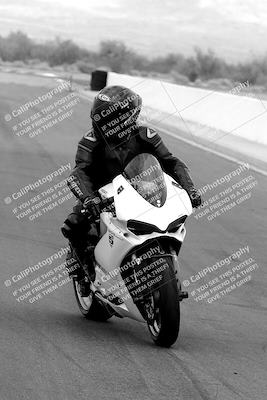 media/Mar-20-2023-Moto Forza (Mon) [[d0bbc59e78]]/Around the Pits/